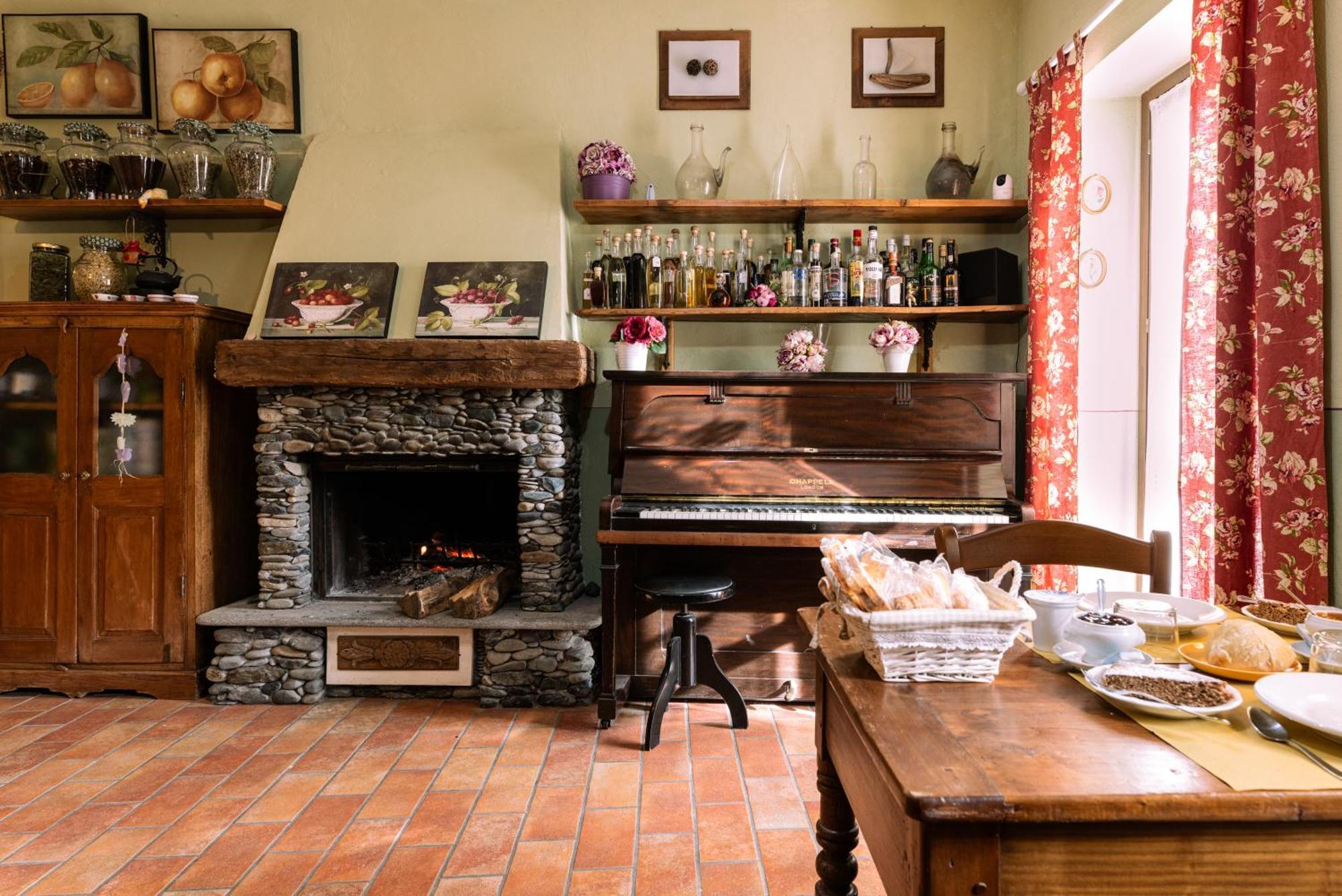 Bed and Breakfast La Curandera Rosta Esterno foto
